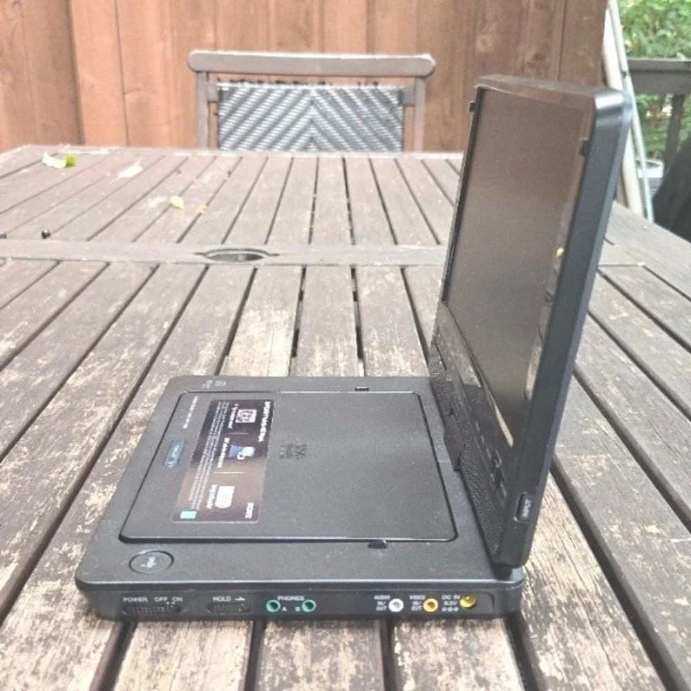 Sony DVP-FX930 9